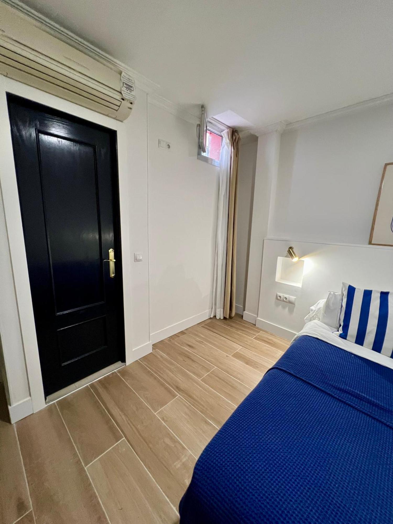 Albergue Miguel Angel Madrid Extérieur photo