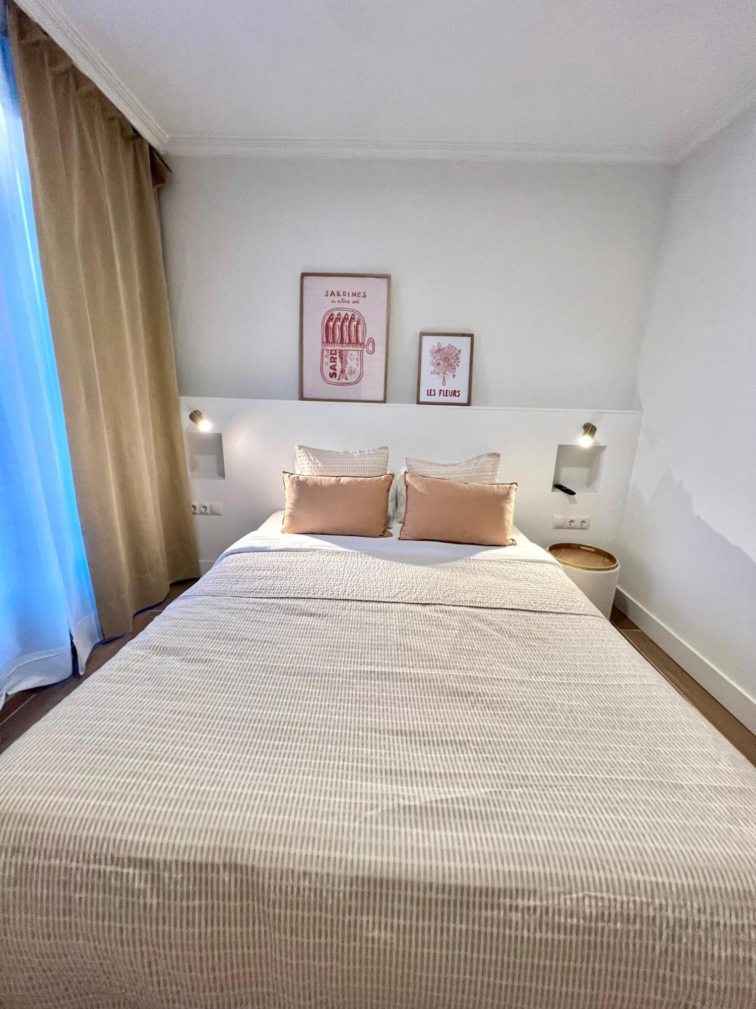 Albergue Miguel Angel Madrid Extérieur photo